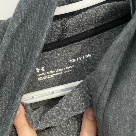 Grey under armour scoop neck sweater - Picture 3 of 3